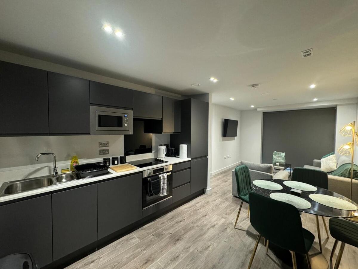 Modern 2-Bedroom Apartment In Heart Of Liverpool Ngoại thất bức ảnh