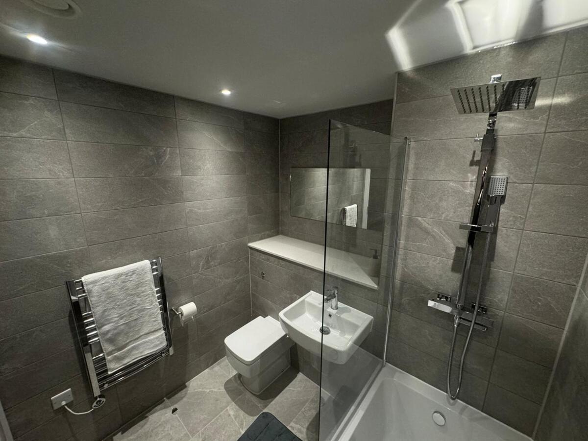 Modern 2-Bedroom Apartment In Heart Of Liverpool Ngoại thất bức ảnh