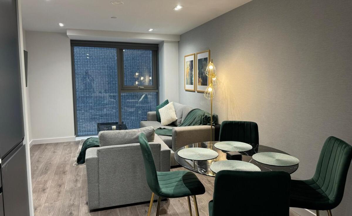 Modern 2-Bedroom Apartment In Heart Of Liverpool Ngoại thất bức ảnh